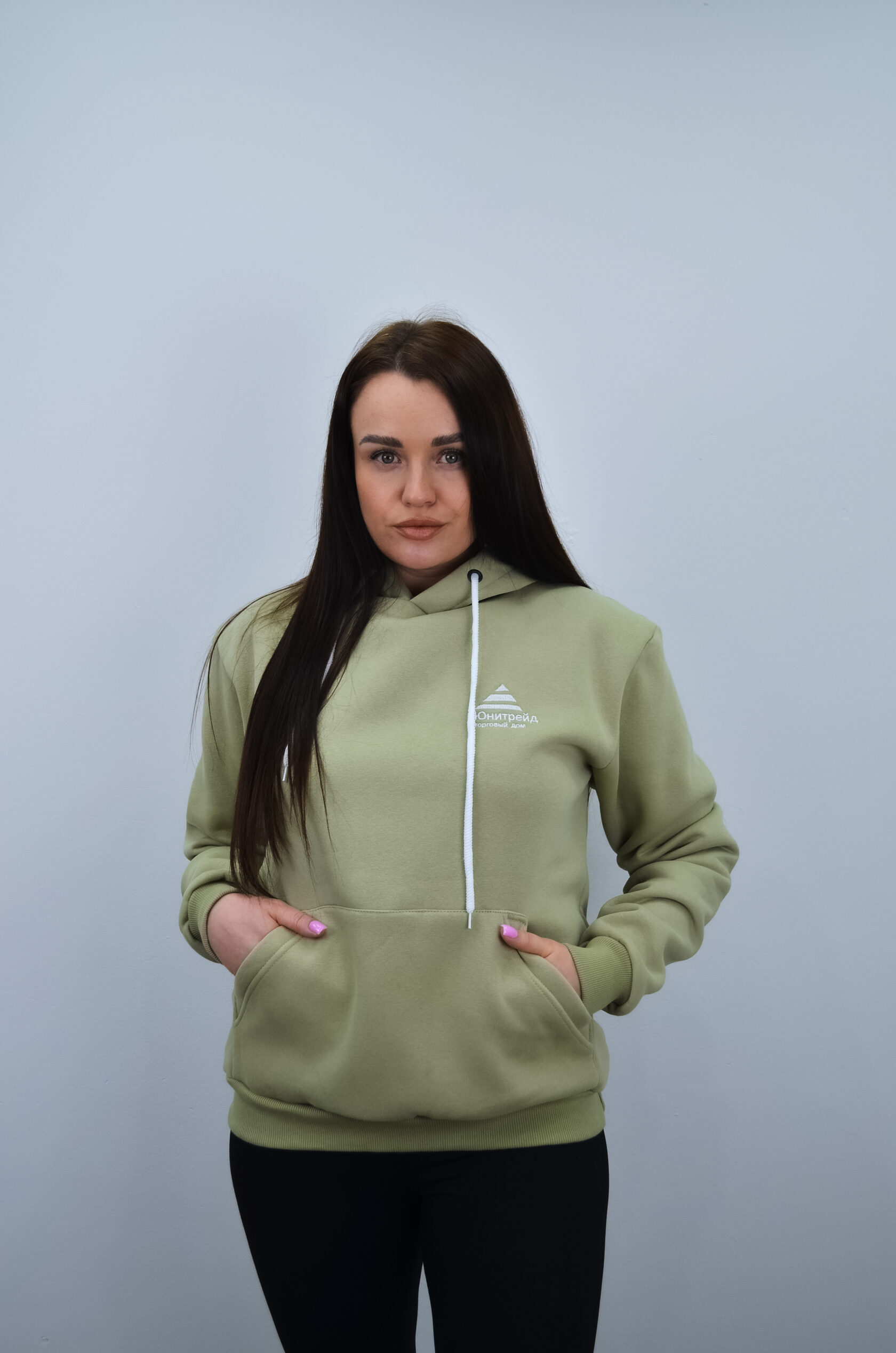 Худи и толстовки с логотипом