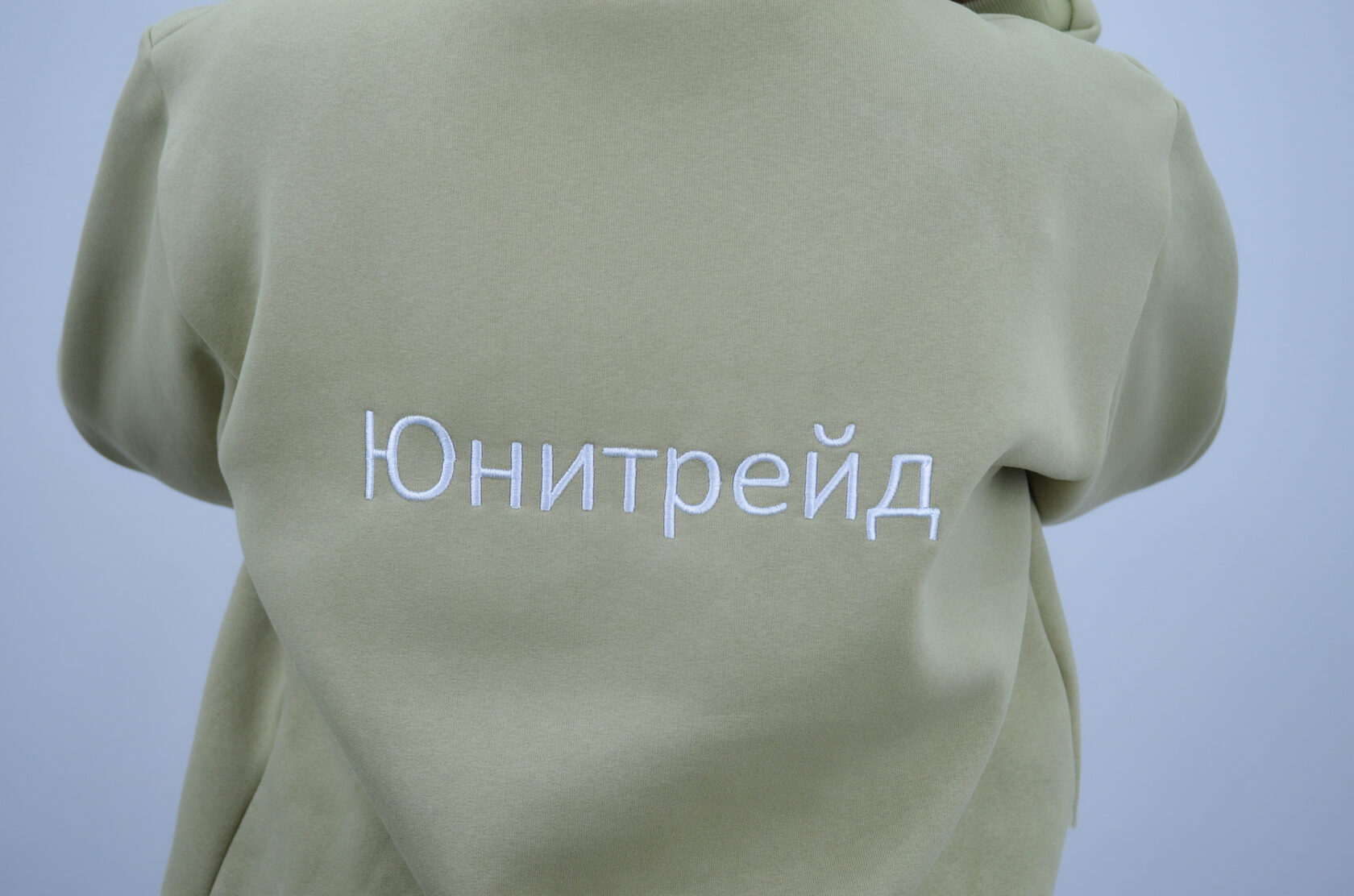 Худи и толстовки с логотипом